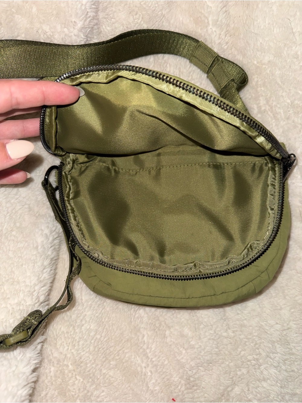 lululemon athletica Olive Green Crossbody Belt Bag with Gold Hardware - Picture 4 of 7